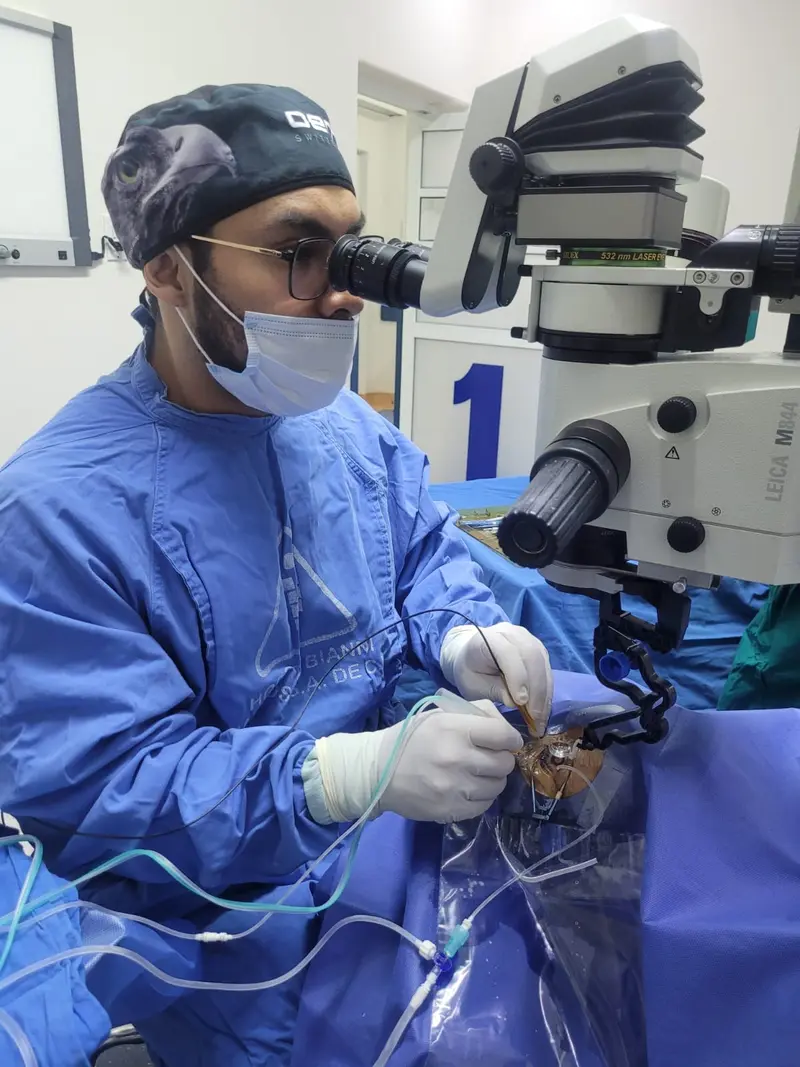 Implante de válvula de Ahmed para glaucoma en Oaxaca